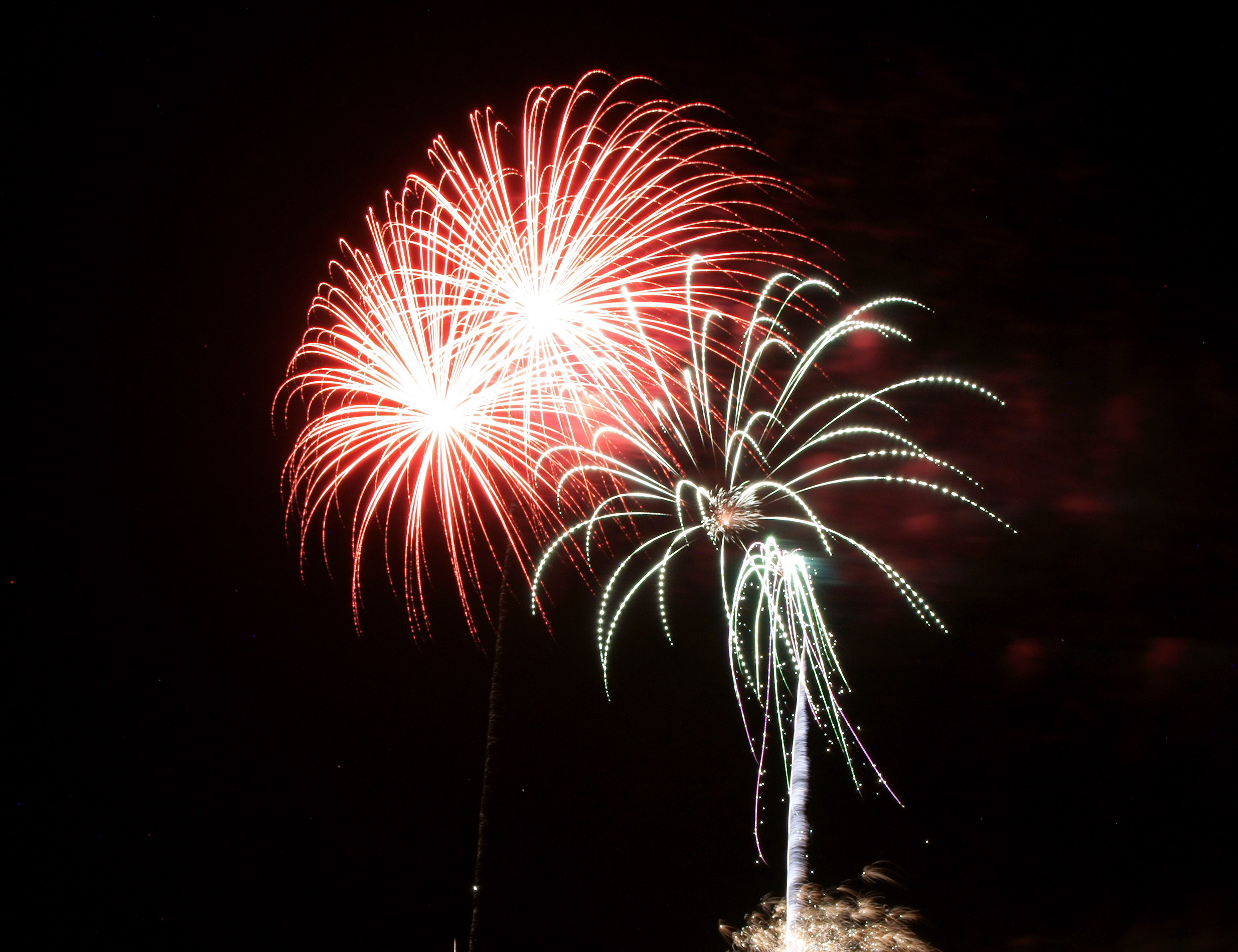 Festival Fireworks is challenging two Yonago