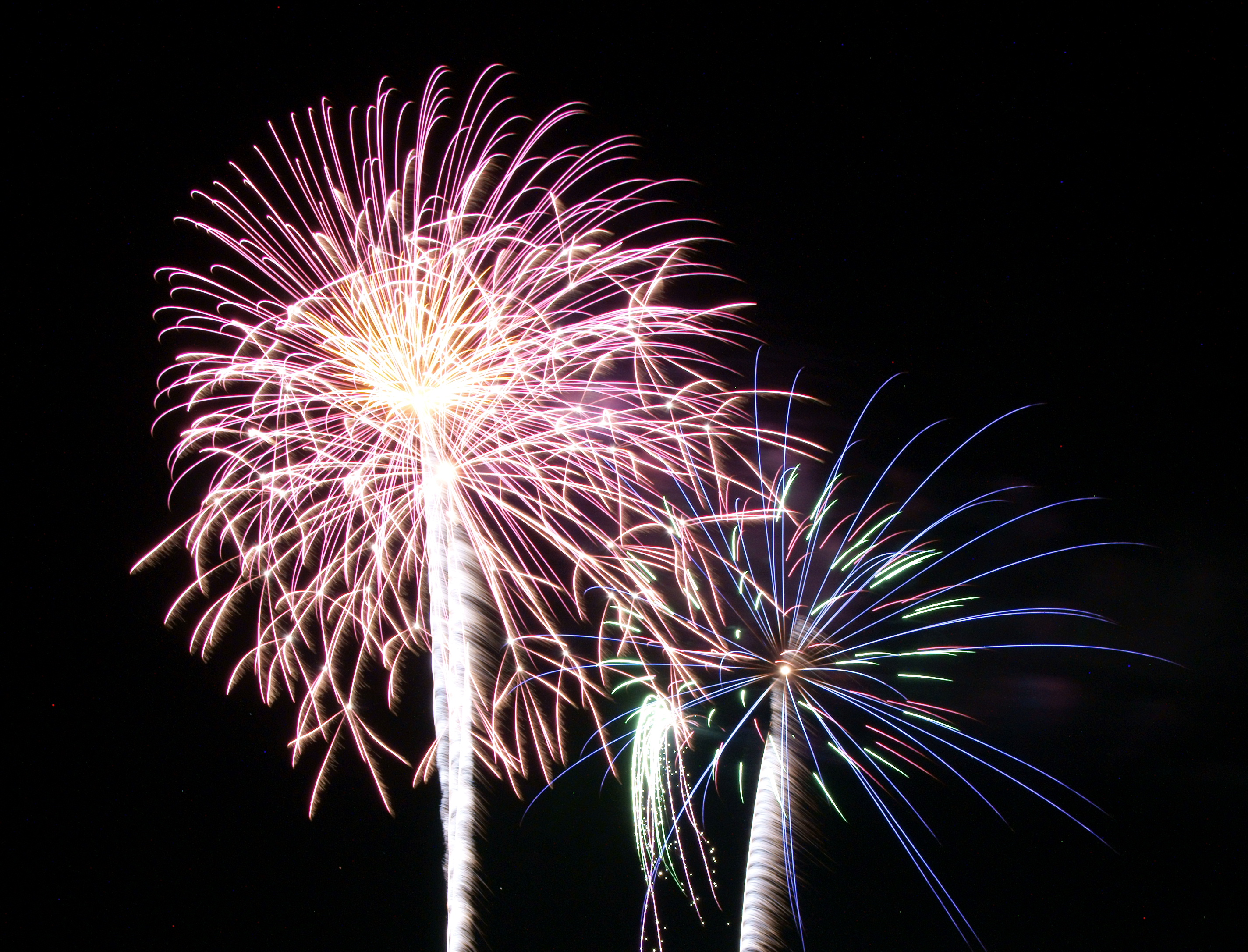 Festival Fireworks is challenging three Yonago