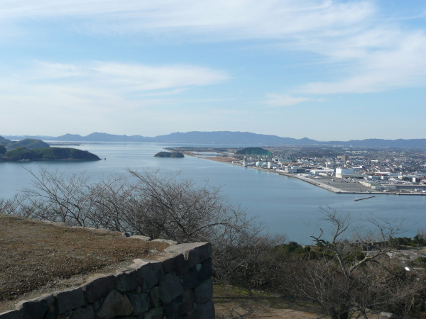 Nakaumi从城山