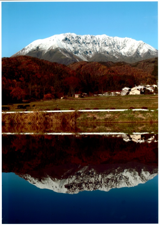 米子市中心的旅游指南“马苏聪武山”_2画廊